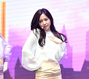 [BZ포토] 에이핑크 손나은, 골반을 살랑살랑