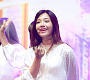 [BZ포토] 에이핑크 정은지, 핑크빛 목소리