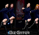 [BZ포토] 달샤벳, 단체 각선미 자랑