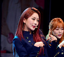 [BZ포토] 달샤벳 수빈, 막내의 붉은 유혹
