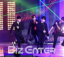 [BZ포토] 틴탑, 화려한 셔플 댄스