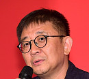 [BZ포토] 질의에 답하는 영화 '춘몽'의 감독 장률