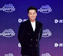 [BZ포토] 'tvN10 어워즈' 이서진, 차려입은 국민 짐꾼