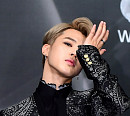 [BZ포토] 방탄소년단 지민, 가려도 섹시한 눈빛