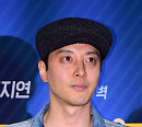 [BZ포토] 이동건, 지연 사로잡은 외모