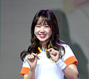 [BZ포토] 아이오아이 최유정, 사랑스러운 애교 미소
