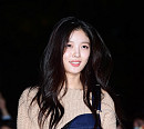 [BZ포토] 김유정, 어둠 밝히는 극강 미모