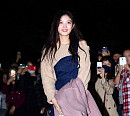 [BZ포토] 김유정, 한복 벗고 사복 입은 홍라온
