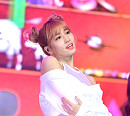 [BZ포토] 트와이스 모모, 더 깜찍하게~