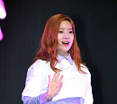 [BZ포토] 트와이스 다현, 돋보이는 레드 컬러 헤어