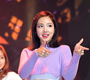 [BZ포토] 트와이스 나연, 男心을 향해 빵야!