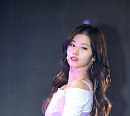 [BZ포토] 트와이스 사나, 앉아도 S라인