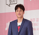 [BZ포토] 이선균, 부드러운 카리스마