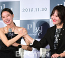 [BZ포토] 공효진-엄지원, 자타공인 女女케미