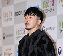 [BZ포토] 포즈 취하는 안무가 손성득