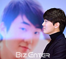 [BZ포토] 피아니스트 조성진, 자신과 마주하고…