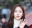 [BZ포토] 여자친구 신비, 아침에도 눈부신 수험생 미모