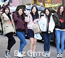 [BZ포토] 모모랜드 나윤, 멤버들 응원 받으며 수능 응시!