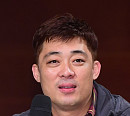 [BZ포토] 질의에 답하는 '행복을 주는 사람' 이성준 PD