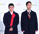 [BZ포토] 점점 키 차이가 줄어들고 있는 10cm(십센치)