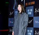[BZ포토] 김진경, 어마어마한 길이의 롱코트