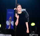 [BZ포토] 박소담, 레드카펫 물들인 올블랙 여신