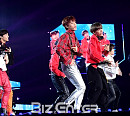 [BZ포토] NCT 127, 눈 뗼 수 없는 화려한 무대