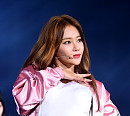 [BZ포토] AOA 유나, 매끈한 보디 라인