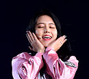 [BZ포토] AOA 혜정, 제가 바로 꽃이에요~