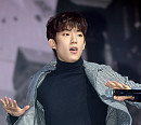[BZ포토] B1A4 공찬, 재킷 속에 숨겨져 있던 탄탄한 상체