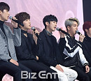 [BZ포토] B1A4, 다함께 팬송 '함께' 부르며