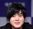 [BZ포토] 문희준, 왼손 약지에 빛나는 반지