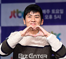 [BZ포토] 홍경민, '오늘 아내와 만난지 1000일'