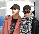 [BZ포토] 방탄소년단 진-제이홉, 어깨동무하고 홍콩 출국~