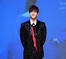 [BZ포토] '솔로' 천둥, 마이클 잭슨 연상케 하는 의상