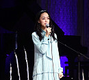[BZ포토] 김윤아, 고혹적인 드레스 자태