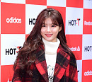 [BZ포토] 김유정, 귀여운 소매 끝