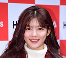 [BZ포토] 김유정, 걱정 날려주는 힐링 미소