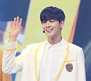 [BZ포토] 아스트로 차은우, 여심 사로잡는 꽃미모