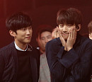 [BZ포토]B1A4 공찬, 진영이형 나 귀엽지?