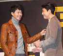[BZ포토]정우성-조인성, 거울인가? 바라만 봐도 웃음이