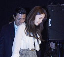 [BZ포토] 윤아, 넘어질라 계단은 조심조심