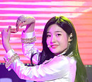 [BZ포토] 다이아 채연, 하트 장인