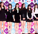 [BZ포토] 여자친구, 단체 젓가락 각선미