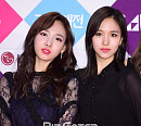 [BZ포토] 트와이스 나연-미나, 팽팽한 미모 대결