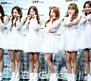 [BZ포토] 에이프릴, 언니들도 심쿵하는 단체 애교