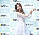 [BZ포토] 에이프릴 나은, 우월한 팔다리 비율