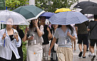 폭염급 더위 이어지다 전국 비⋯제주 180㎜ 물폭탄 예고 [날씨]