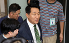 ‘여론조사 대납’ 오세훈 1심서 벌금 1000만원...확정시 ‘시장직 상실’