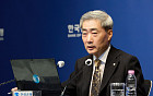 한은 ‘호미질의 결실’⋯전문가들 “11월 추가 인상”